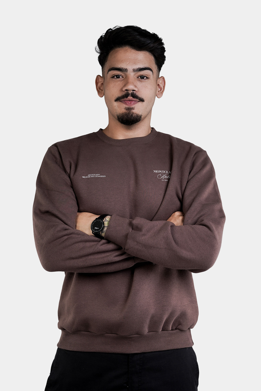 BLUSA MOLETOM CARECA ''CLUB' MARROM — foto 1