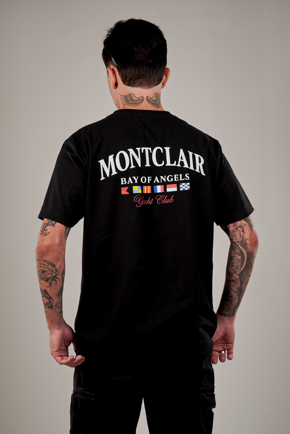 CAMISETA "BAY" PRETA — foto 3