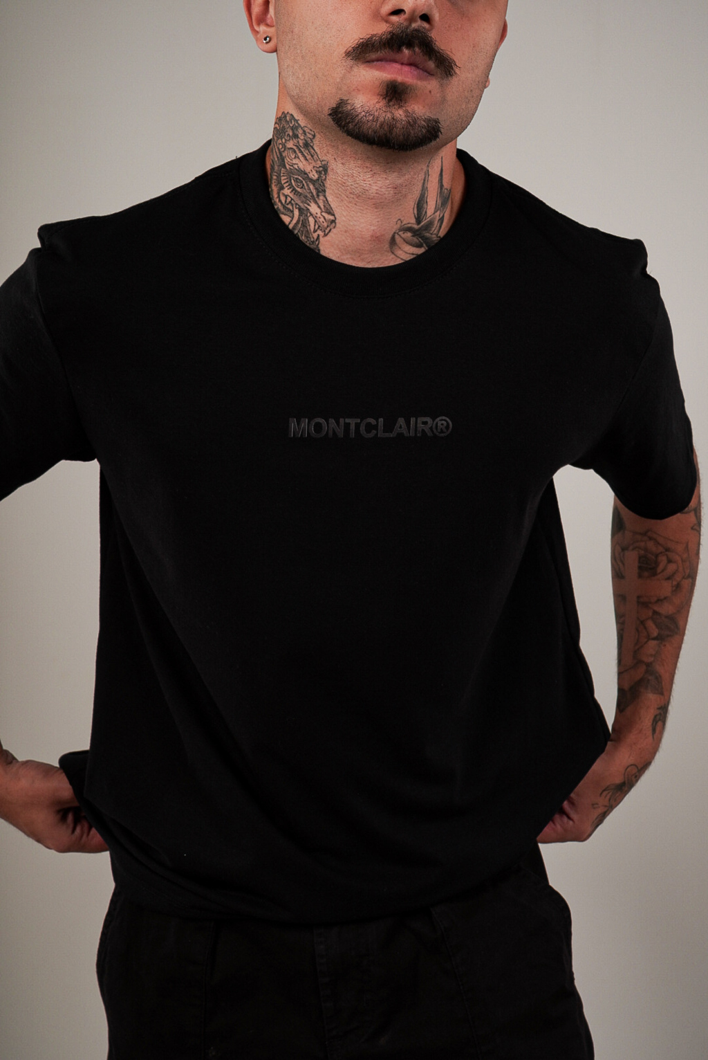 CAMISETA ''BASIC'' ALL BLACK — foto 9